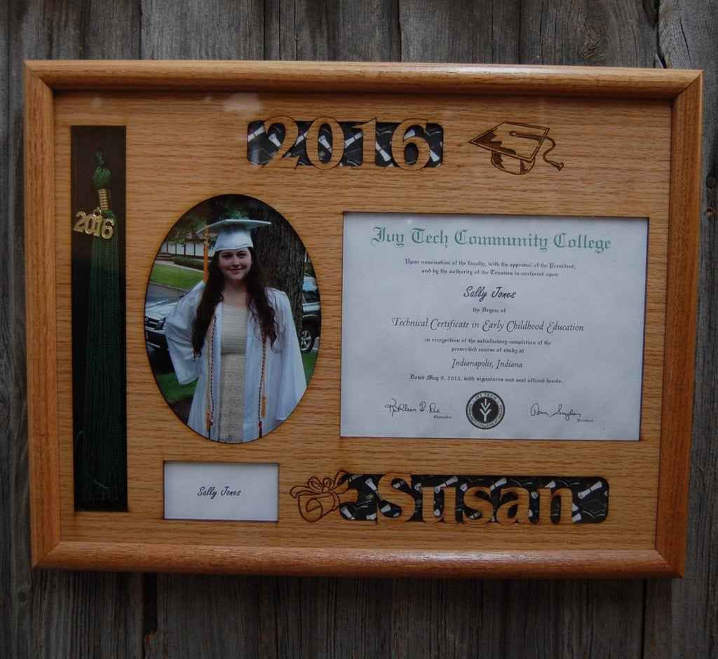 2027 Graduation Tassel & Diploma Picture Frame