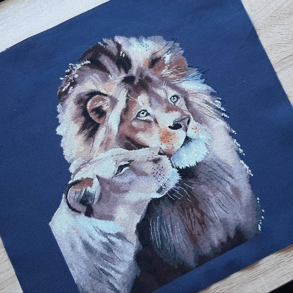 Wild cat Leos - PDF Counted Cross Stitch Pattern